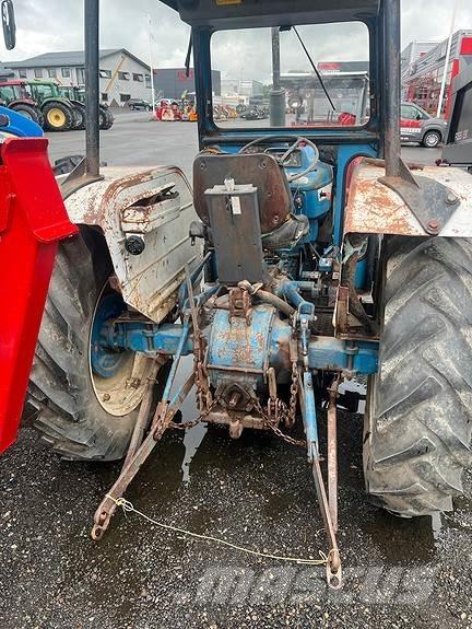 Ford 2600 Traktoren