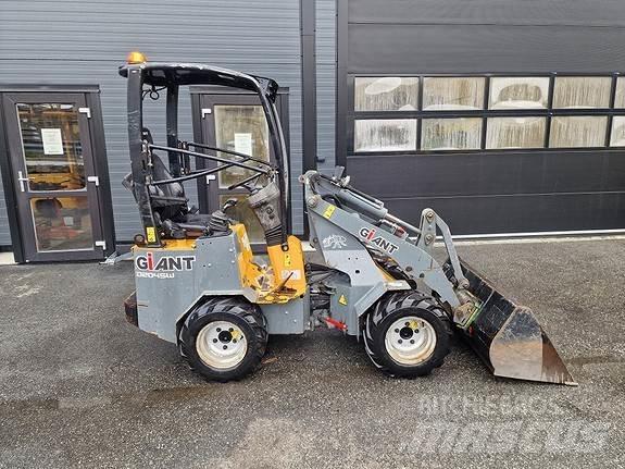 GiANT D204SW Kompaktlader