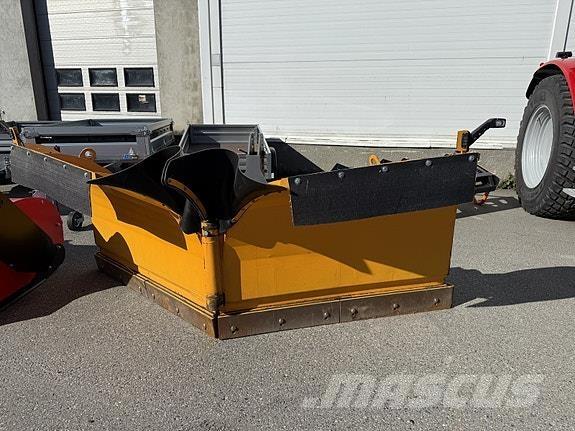 Gigant HSV-320 Sonstige Schneeräumgeräte