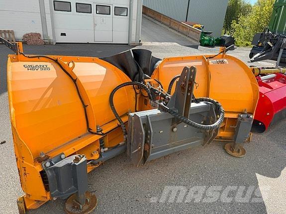 Gigant HSV-320 Sonstige Schneeräumgeräte