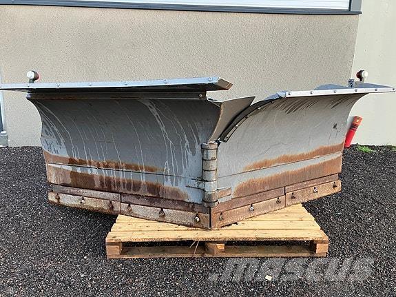 Holms KHV-3.2 Schneeschilde und -pflüge