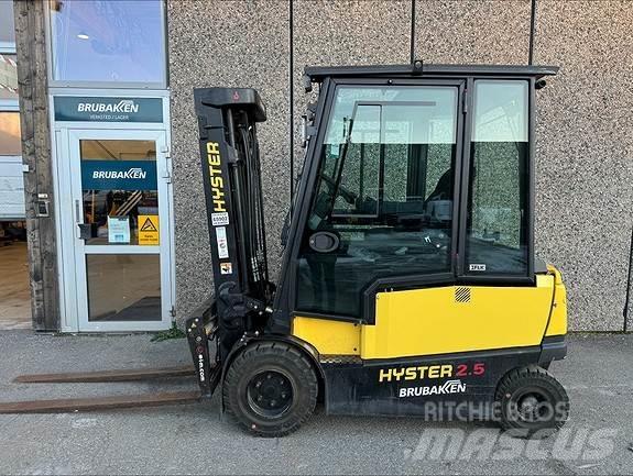 Hyster J2,5XN Diesel Stapler