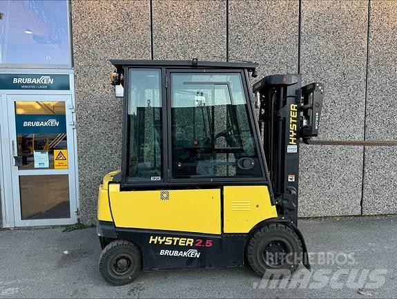 Hyster J2,5XN Diesel Stapler