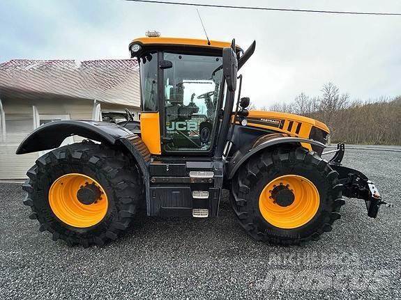 JCB FASTRAC 4220 Traktoren