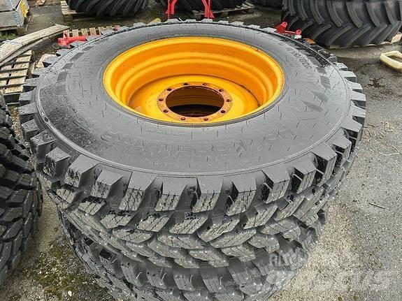 JCB FASTRAC 4220 Traktoren