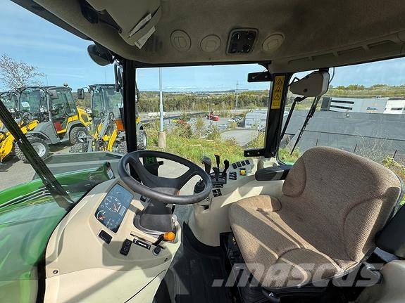 John Deere 3720 Traktoren