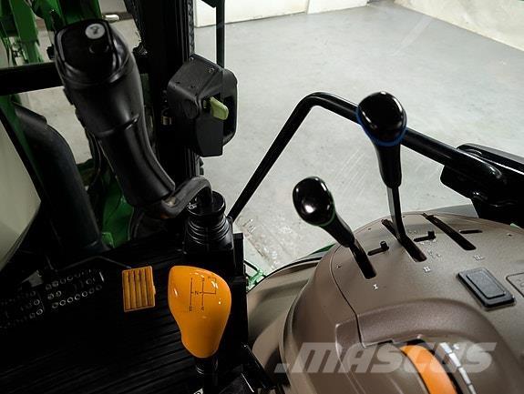 John Deere 5085M Traktoren