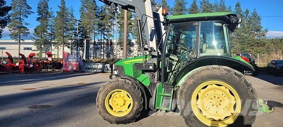 John Deere 5100R Traktoren