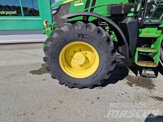 John Deere 5125R Traktoren