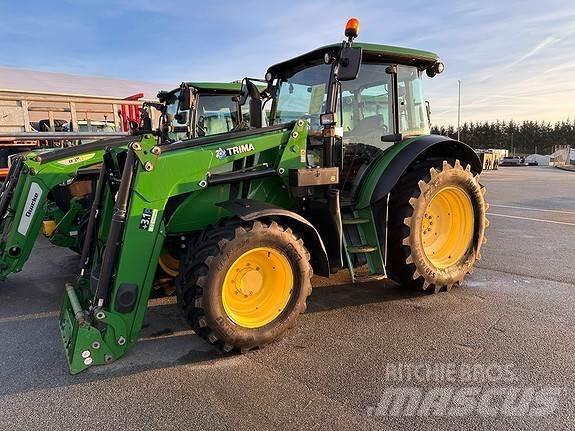 John Deere 6110MC Traktoren