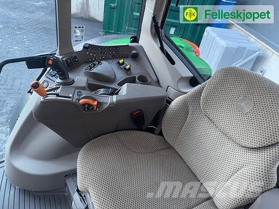 John Deere 6120M Traktoren