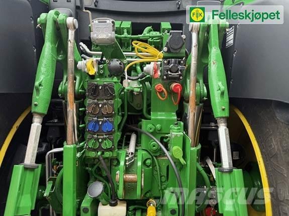 John Deere 6155R Traktoren