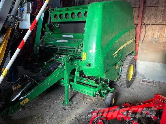 John Deere 960 Rundballenpressen