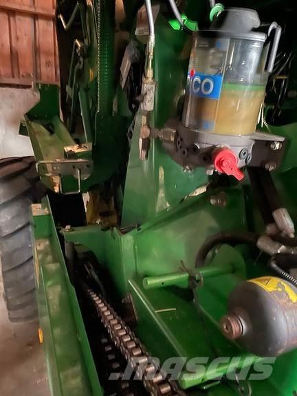 John Deere 960 Rundballenpressen