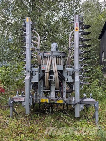 Joskin  Mineraldüngerstreuer