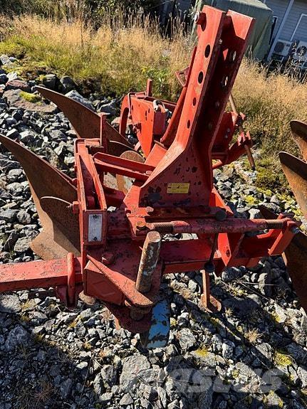 Kverneland 14 Konventionelle Pflüge