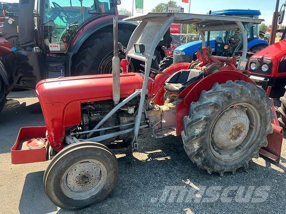 Massey Ferguson 35 Traktoren