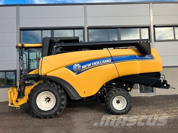 New Holland CX5080 Mähdrescher