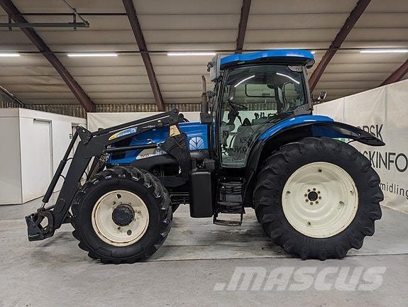 New Holland TS135A Traktoren