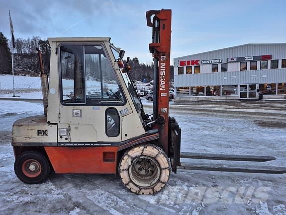 Nissan  Diesel Stapler