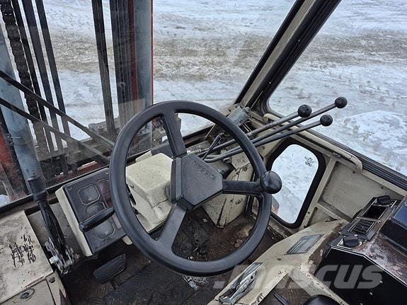 Nissan  Diesel Stapler