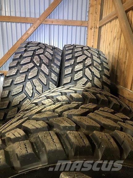 Nokian Hakka TRI Sonstige Schneeräumgeräte
