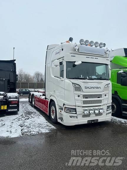 Scania R650B6X2NB Absetzkipper