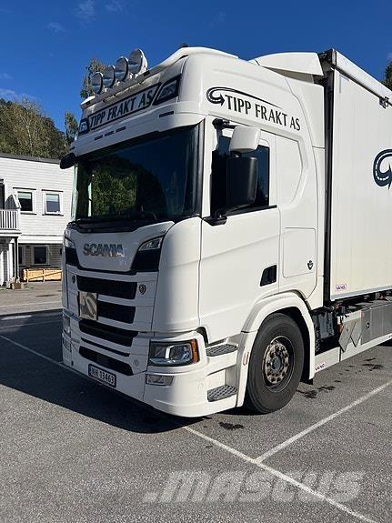 Scania R660 Kastenaufbau