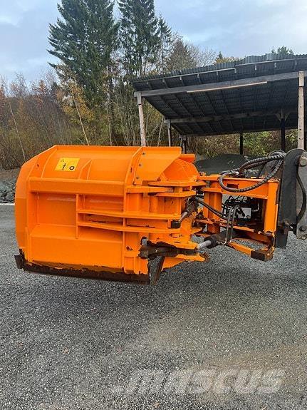 Tellefsdal 4600 H2 Schneeschilde und -pflüge