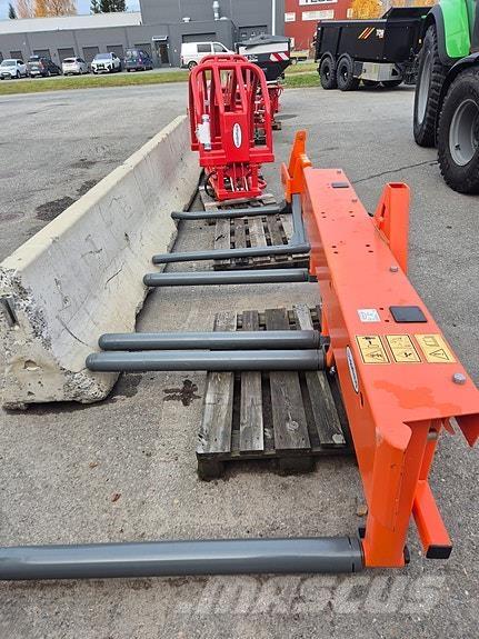 Underhaug 7813 Rundballenpressen