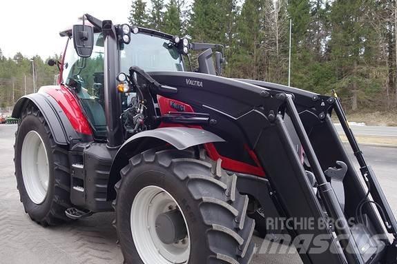 Valtra 235 Direct Traktoren