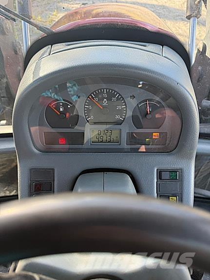 Valtra M150 Traktoren