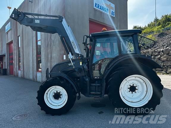 Valtra N 121 Traktoren