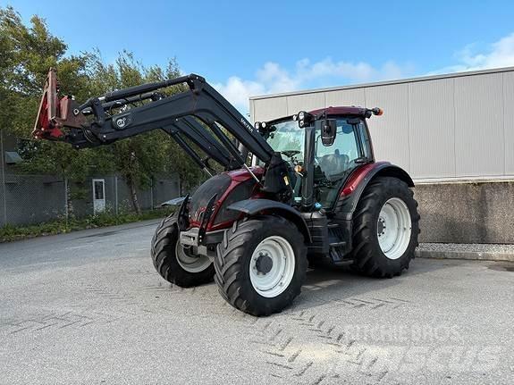 Valtra N114 Traktoren