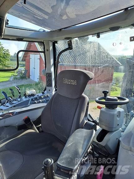 Valtra N154eA Traktoren