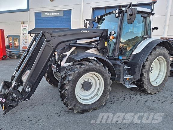 Valtra N175D. Traktoren
