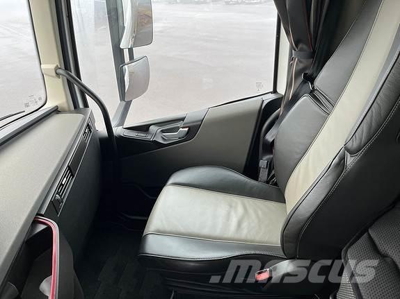 Volvo FH540 6x4 Kipper