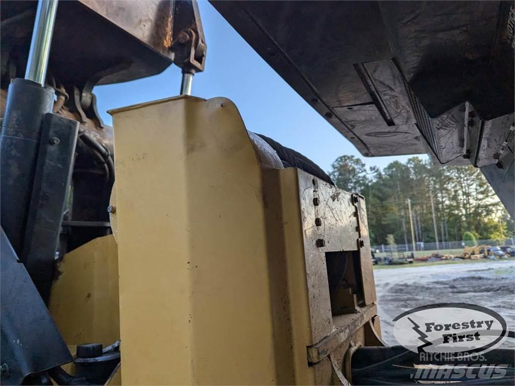 CAT 525C Stammholzschlepper