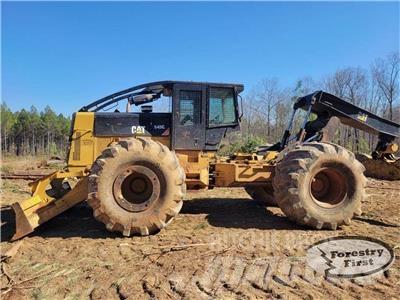 CAT 545C Stammholzschlepper