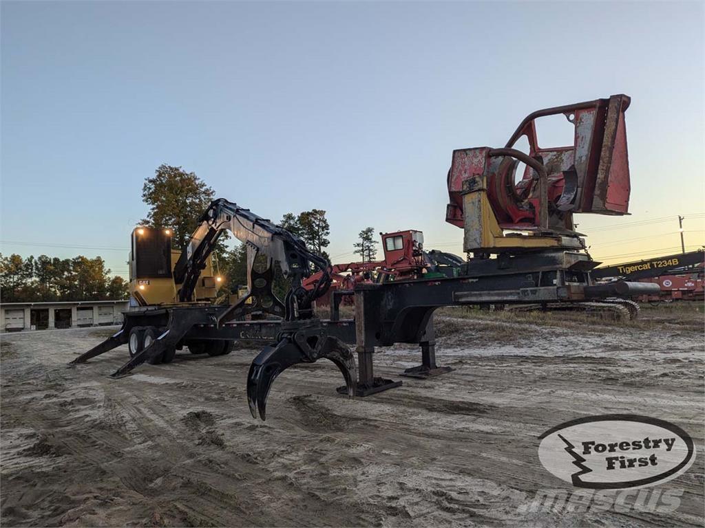 CAT 559C Gelenkausleger Lader