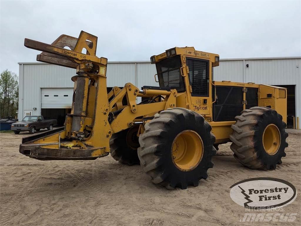 Tigercat 720G Forstanhänger/Rückewagen
