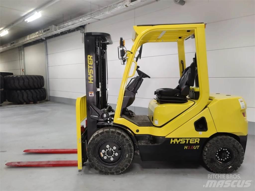 Hyster H3.0UT Diesel Stapler