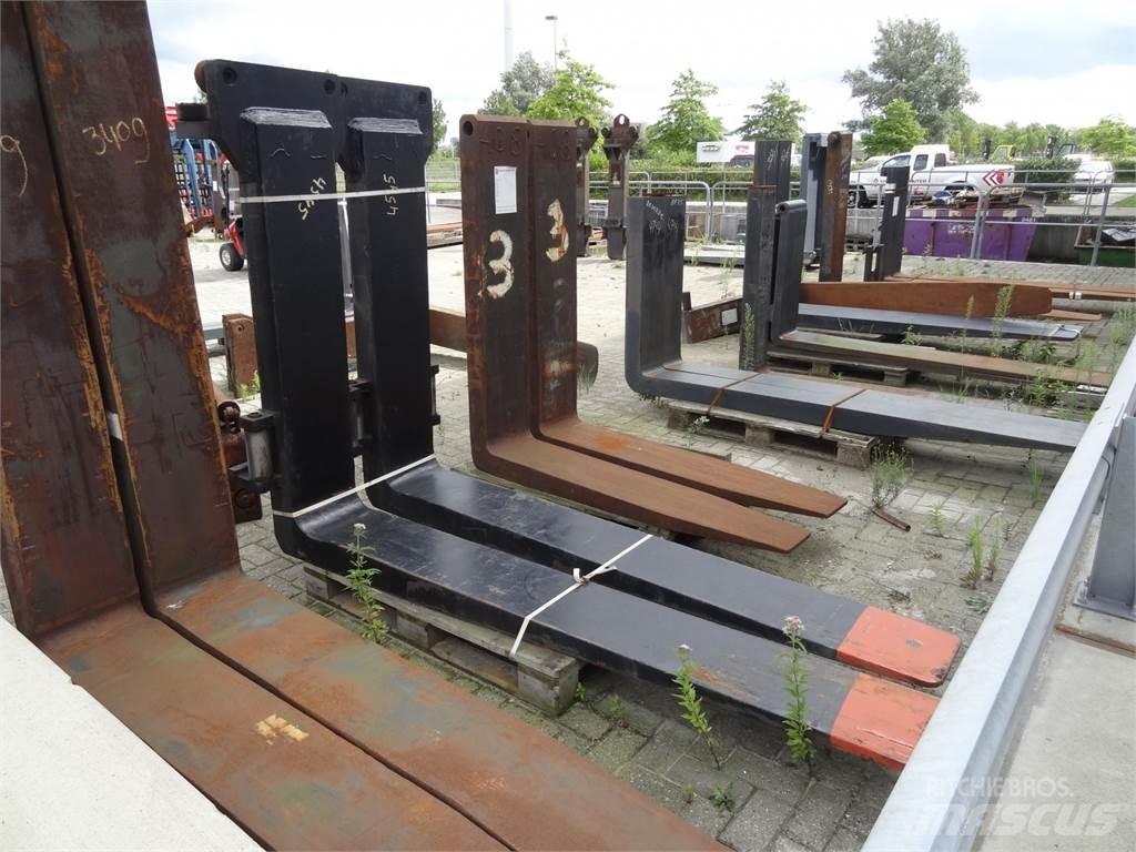 Kalmar DCG330-12 Diesel Stapler