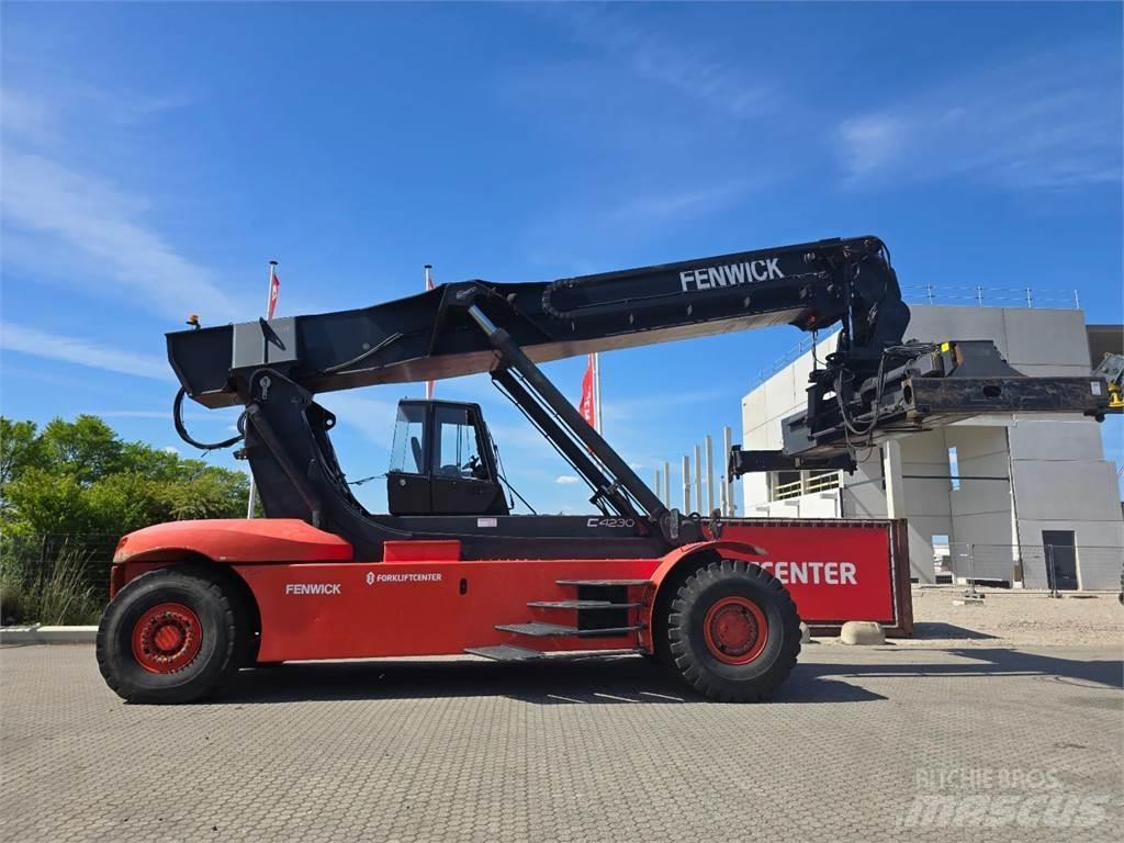 Linde C4230TL Reach-Stacker