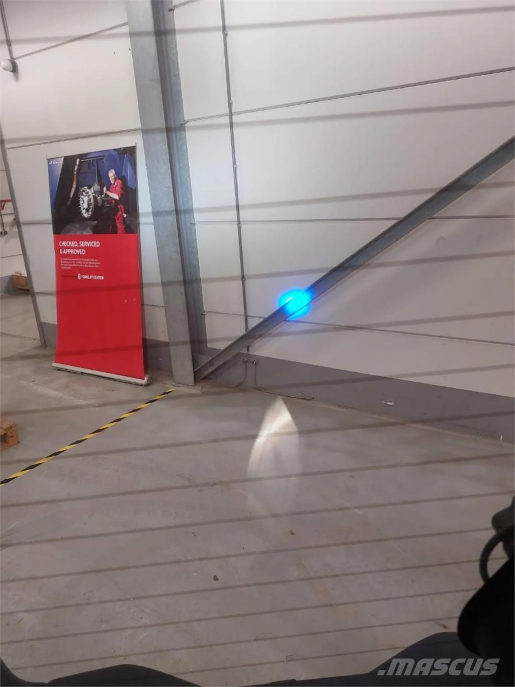 Linde E30L-01 Elektro Stapler