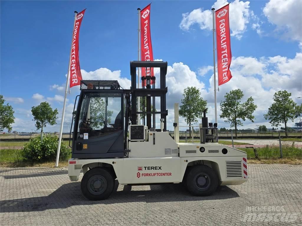 Terex SF50U Diesel Stapler