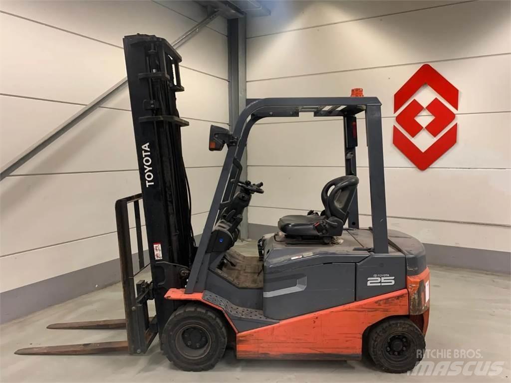 Toyota 8FBN25 Elektro Stapler