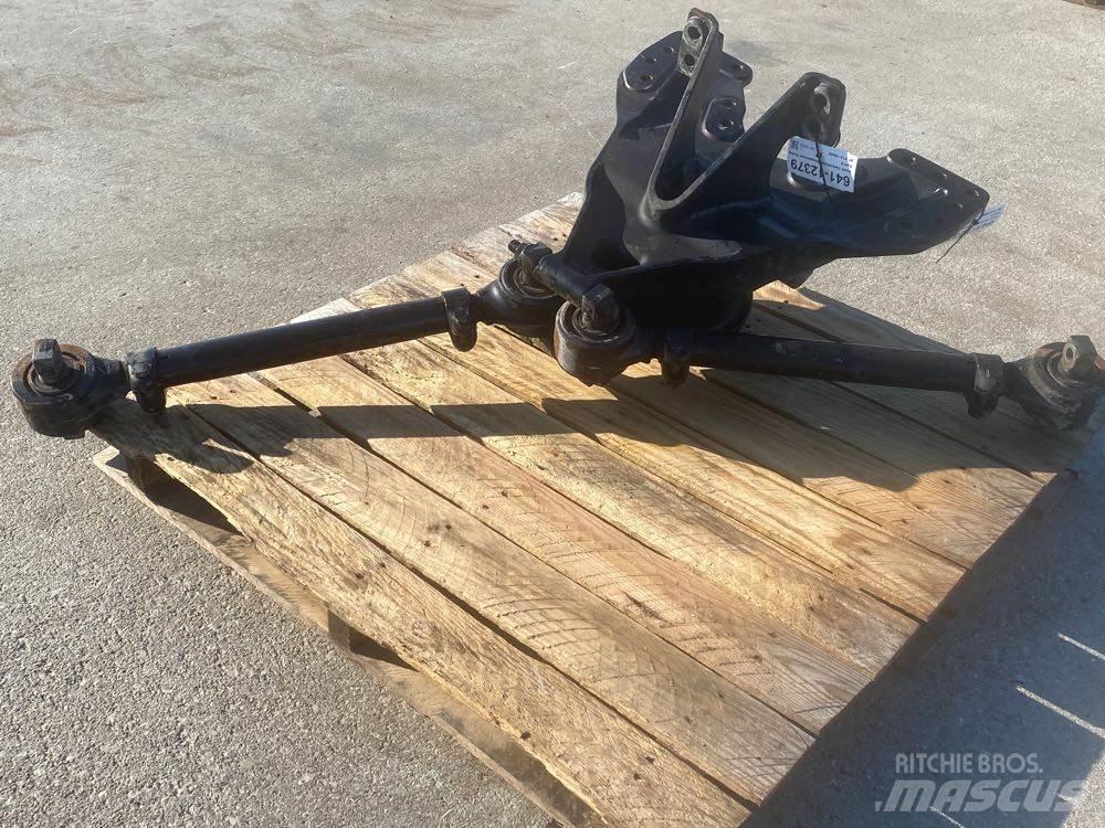 Mack  Chassis