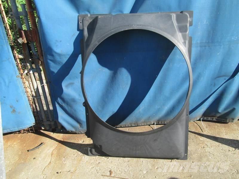 Mack MP8 Transport Sonstige