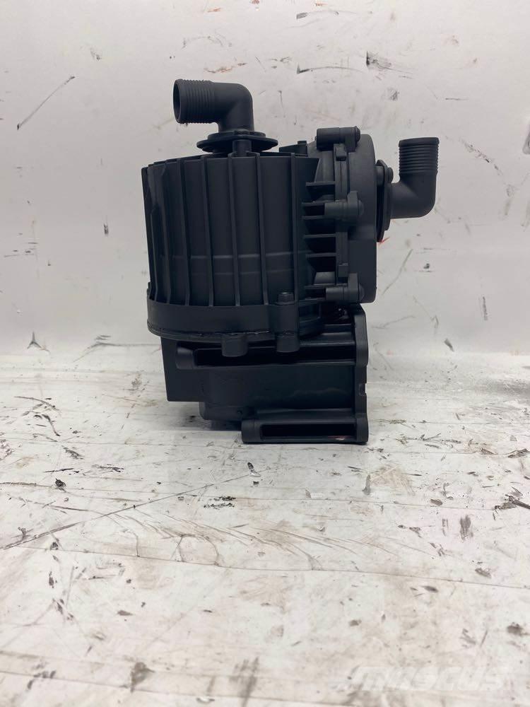 Mack MP8 Transport Sonstige